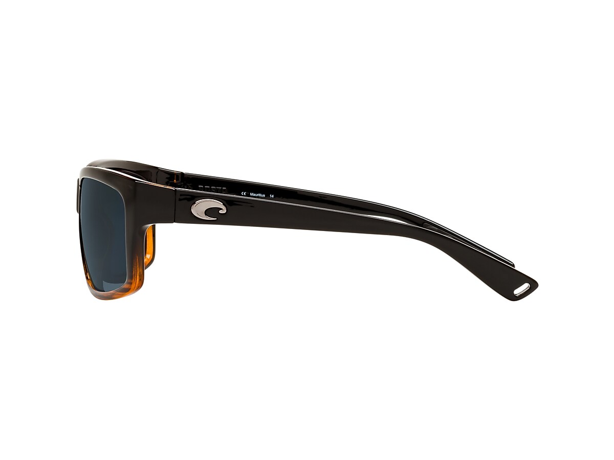 Cut Polarized Sunglasses in Gray Costa Del Mar US