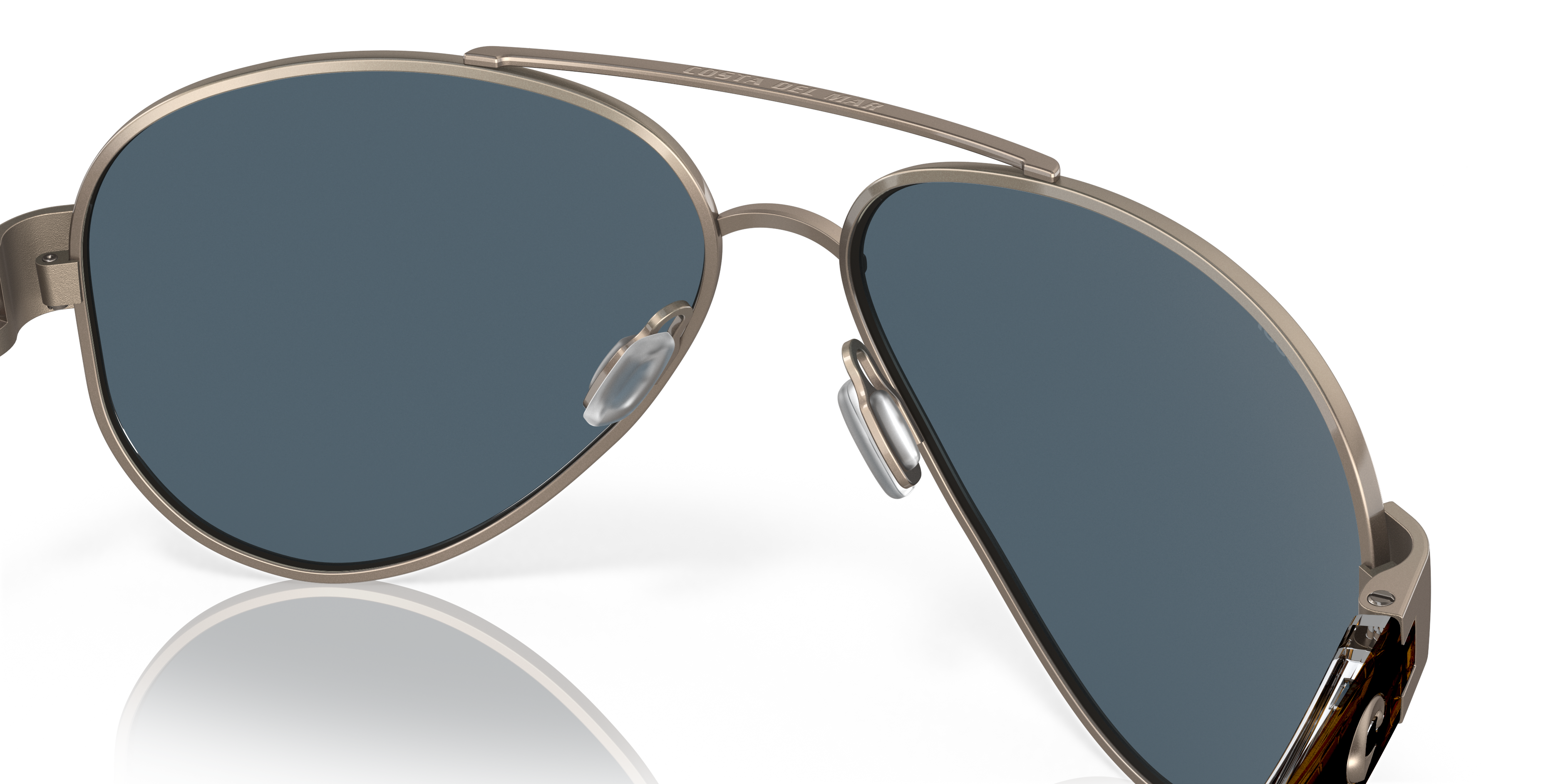 South Point Polarized Sunglasses in Gray | Costa Del Mar®