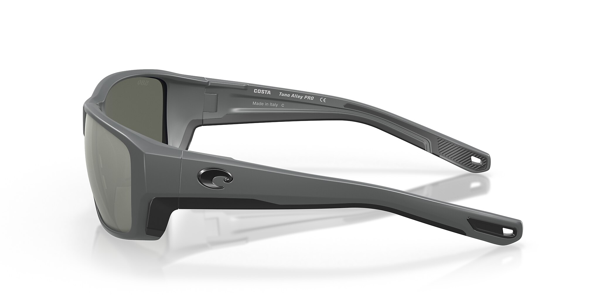 Tuna Alley PRO Polarized Sunglasses in Gray Silver Mirror | Costa 
